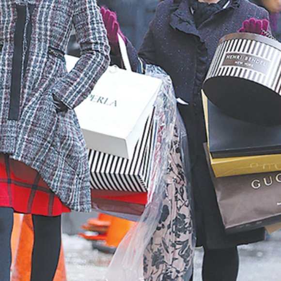 Meet your Posher, Valentino - Picture 2 of 3